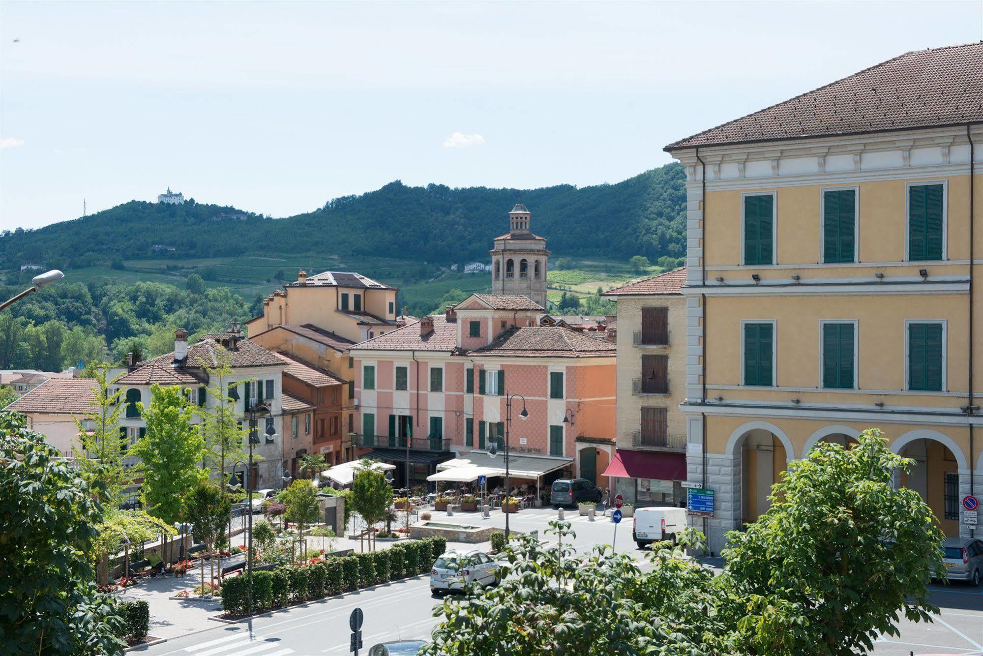 Albergo Al Castello Gavi Exterior photo